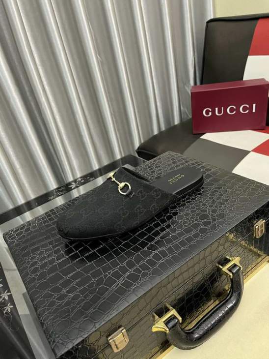 Picture of Gucci Slippers _SKUGuccisz36-44hnq11102344